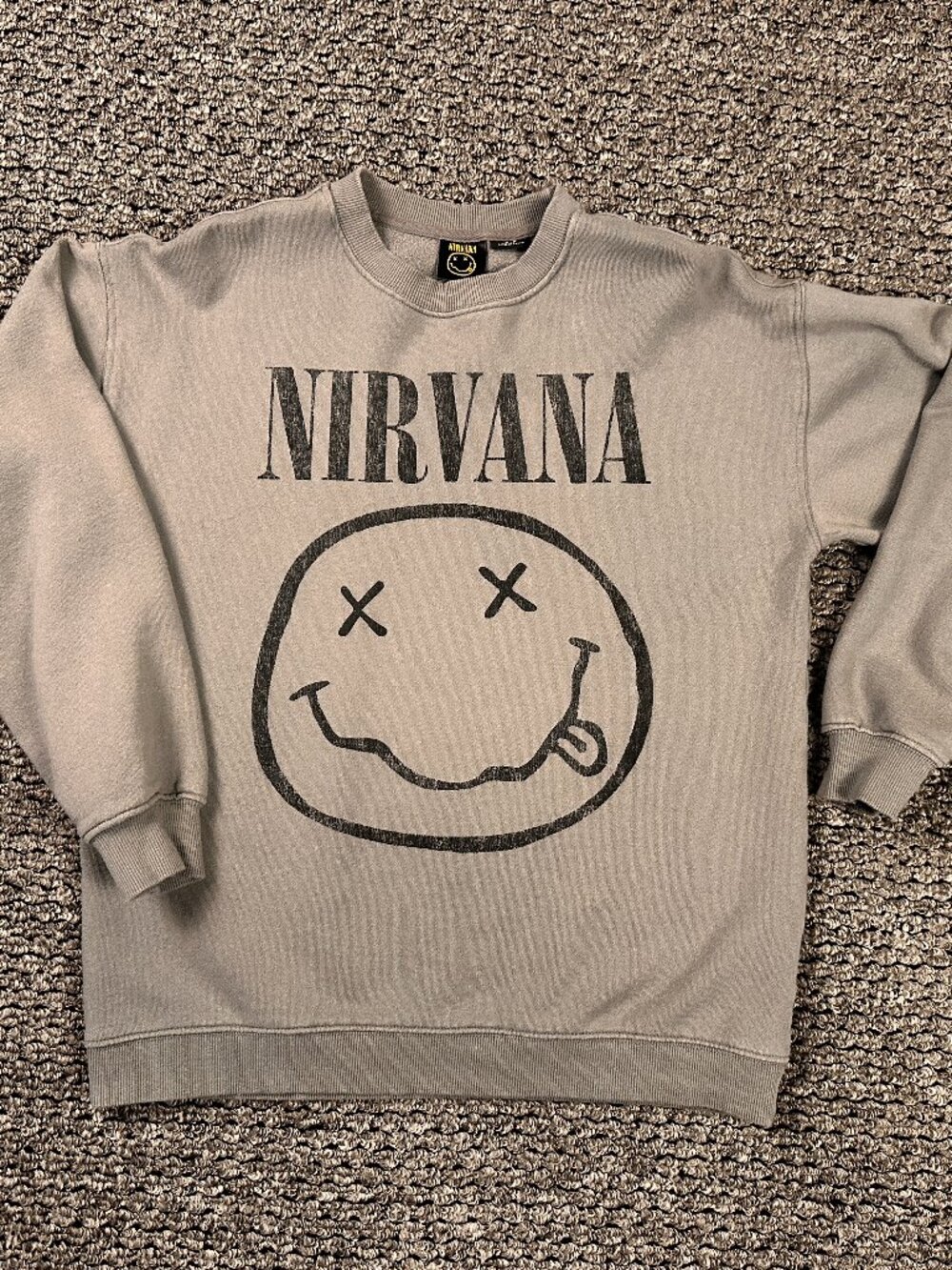 Nirvana Smiley Face Crewneck Pullover Sweatshirt Pale Green Adult Size Small